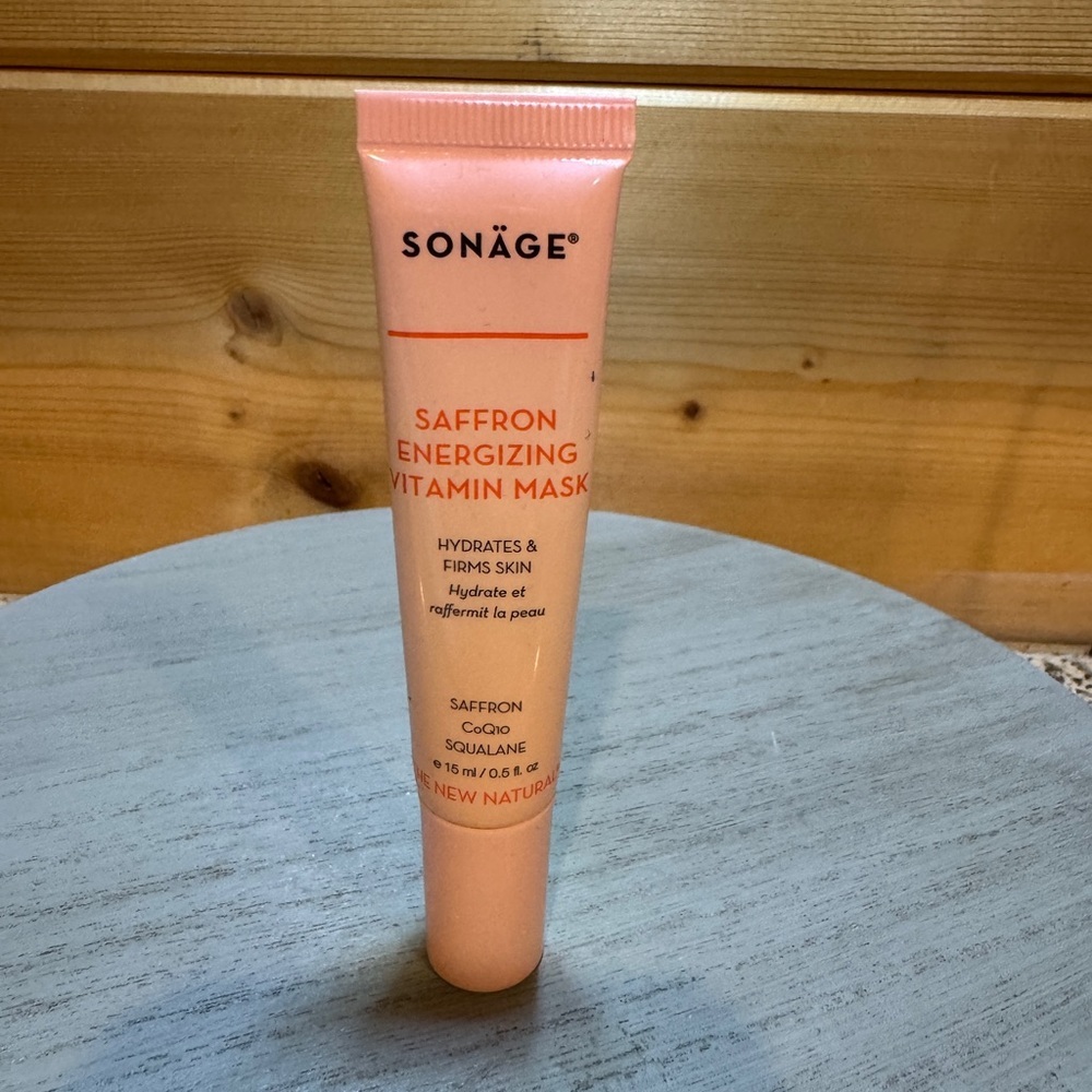 Saffron Energizing Vitamin Mask - HYDRATES AND FIRMS SKIN